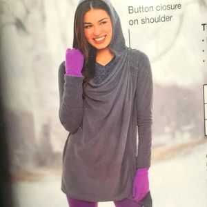 GRAY FLEECE HOODED WRAP - Cuddl Duds